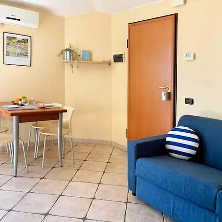 Il Borgo A7 アパート トルトレート